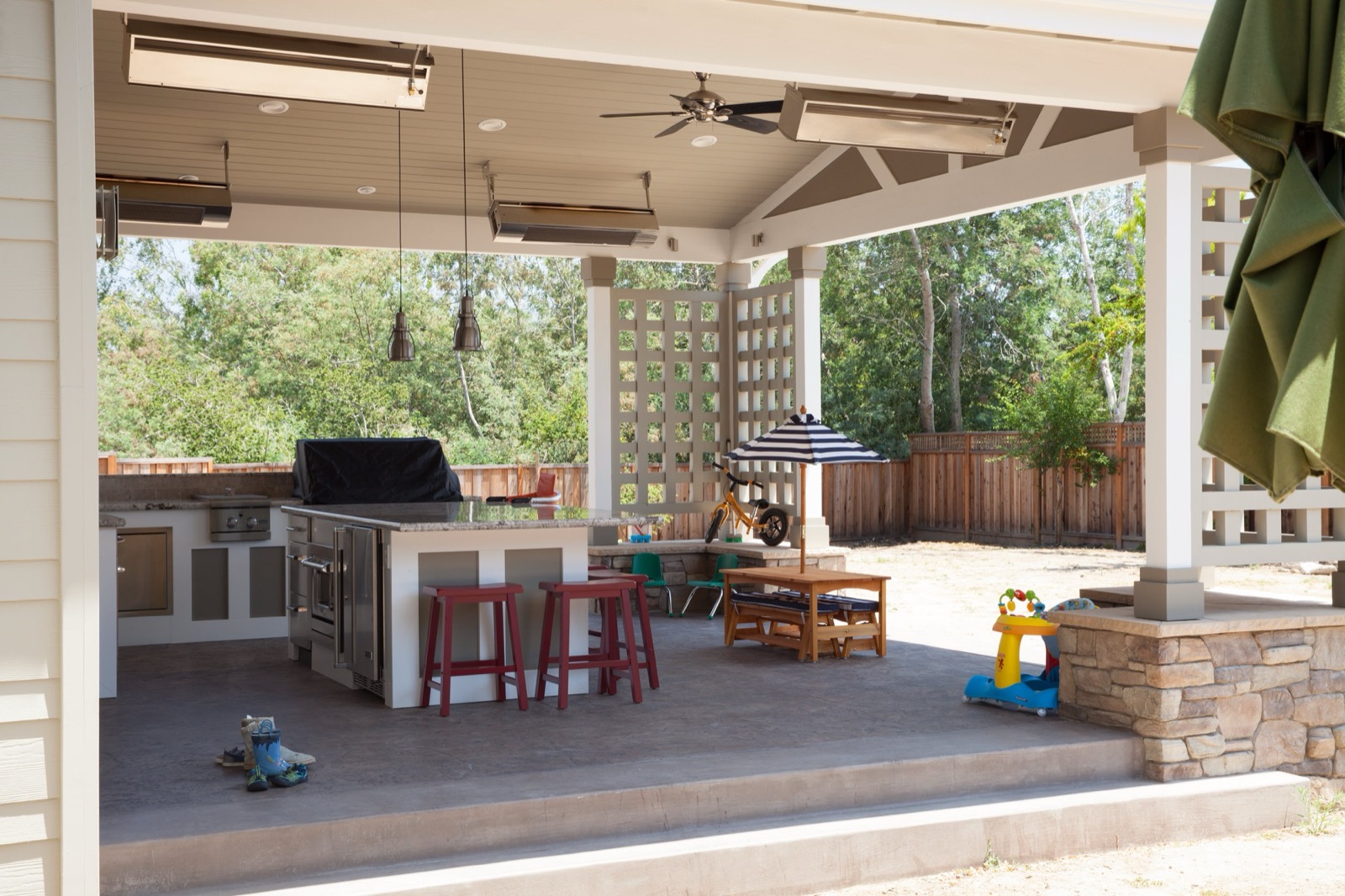Prairie Ranch, outdoor kitchen